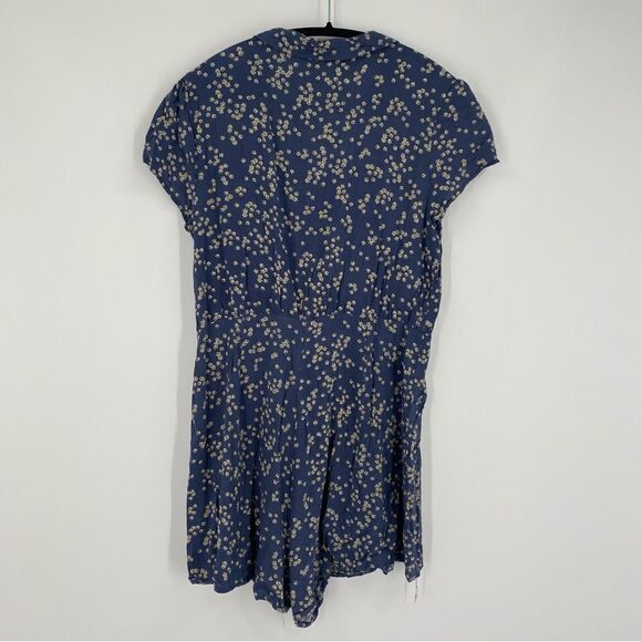 Cotton On Women’s Short Sleeve Button Front Floral Romper size M - Picture 4 of 4